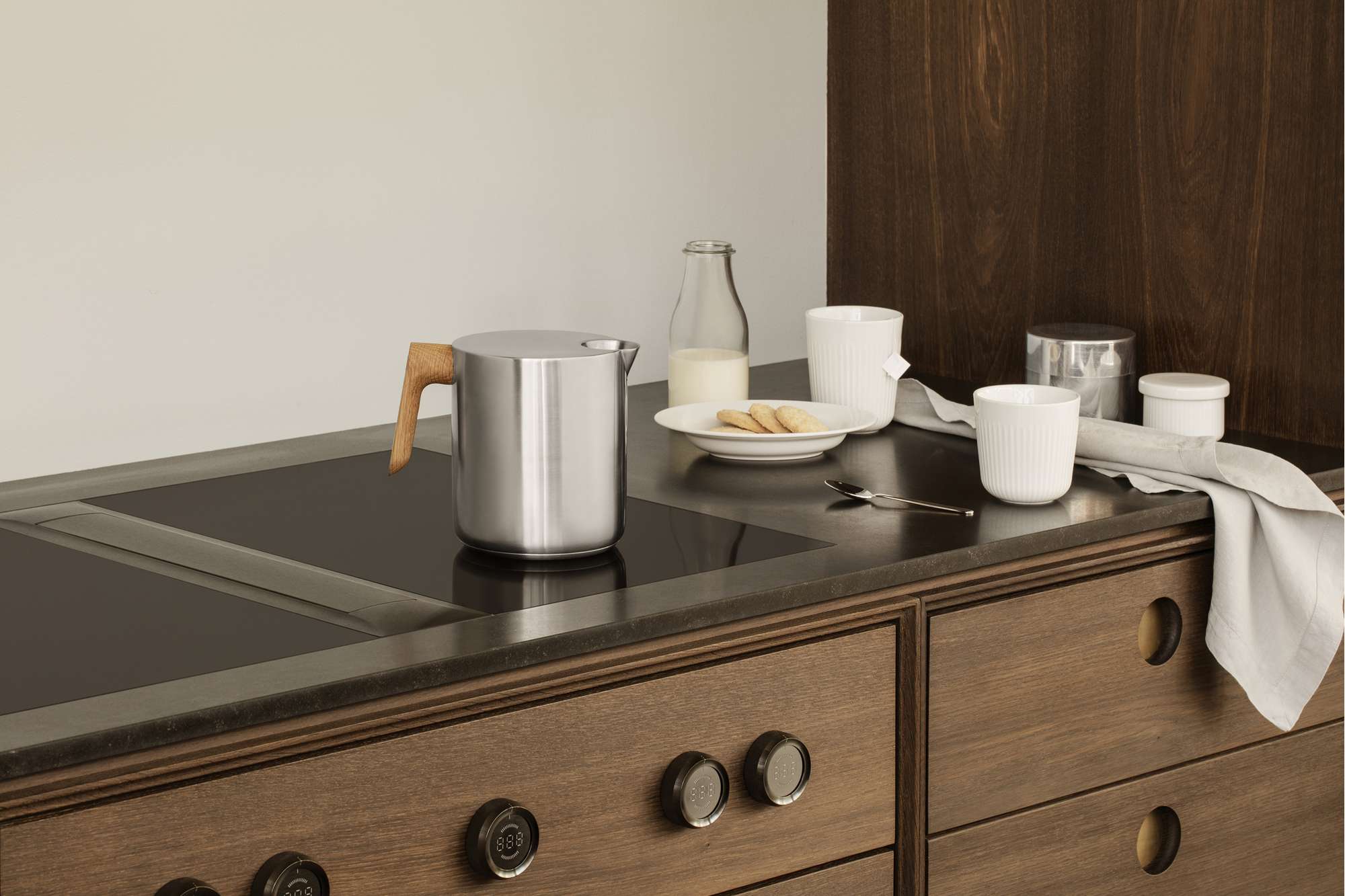 electric induction kettle
