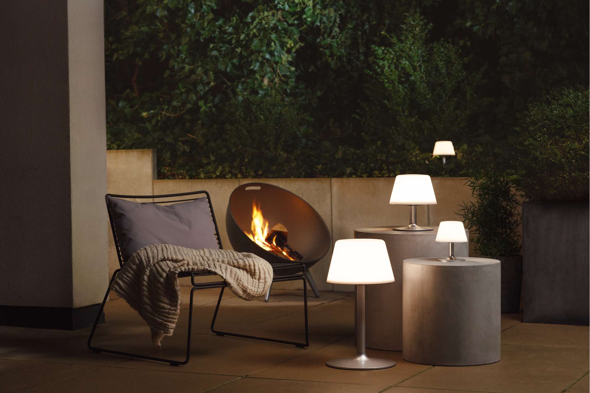 エバソロ evasolo LEDソーラーテーブルランプ サンライト 571337 正規品 evasolo⁄エバソロ Sunlightテーブルランプ571337\u003cbr\u003eサンライト