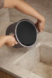 DETAIL203024LANG6Lifestyle_Photo_1