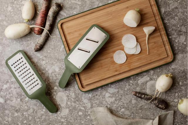 Green tools grater - slicer