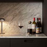 DETAIL541202LANG2Lifestyle_Photo_1