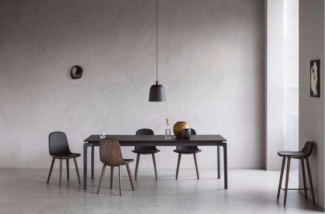 Tabouret de bar Eva Solo Abalone - Chêne foncé et cuir noir - 65 cm
