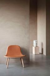 YUUGA lounge chair - Nature oak/Cognac leather