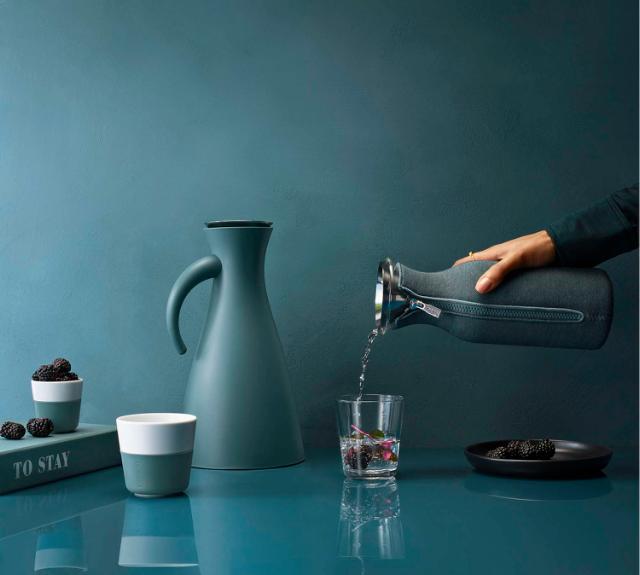 Fridge carafe 1.0l Petrol  woven