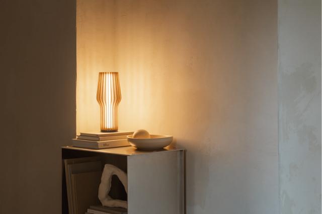Radiant LED lampe - Oppladbar - Eg