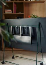 Chevalet Carry TV à roulettes Cedar green