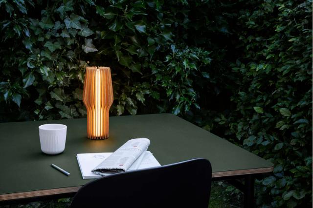 Radiant LED lampe - Oppladbar - Eg