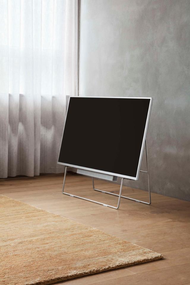 Carry TV-bänk - rostfritt stål