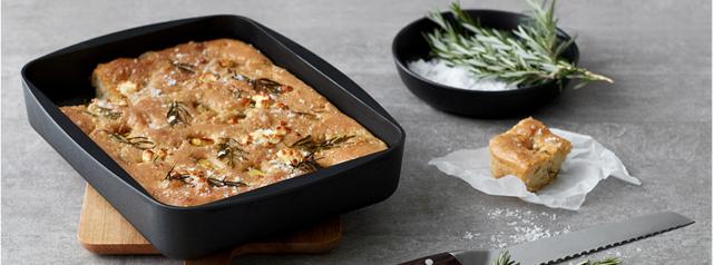 Potetfocaccia med feta og rosmarin