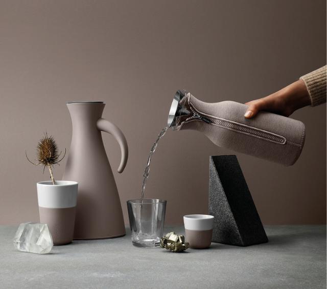 Vacuum jug 1.0l Warm grey
