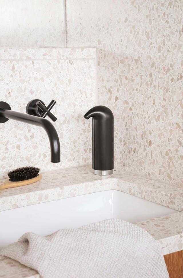 Soap dispenser - matt black