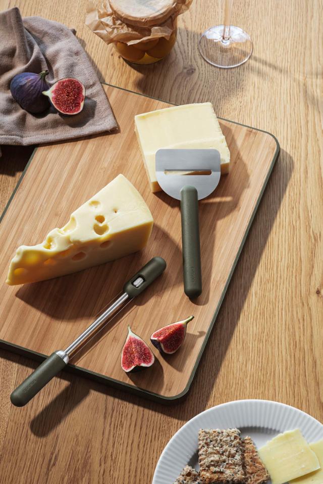 cheese cutter - Green tool