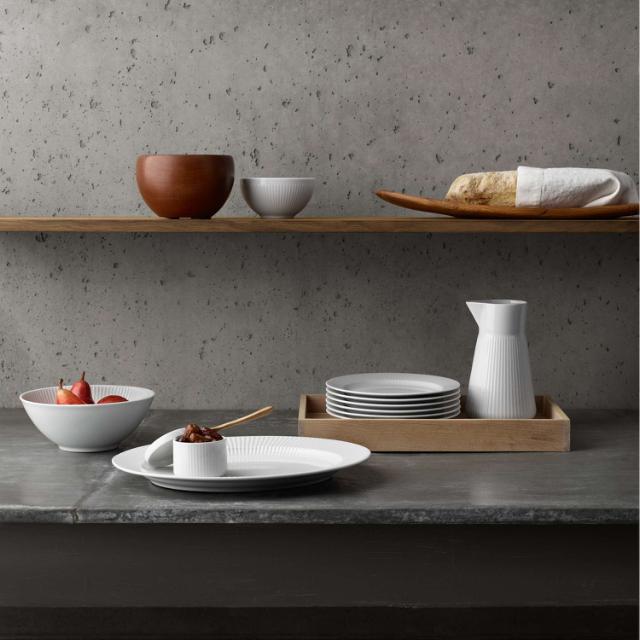 Lifestyle_Photo_1 Oval serving dish - 37x32 cm - Legio Nova