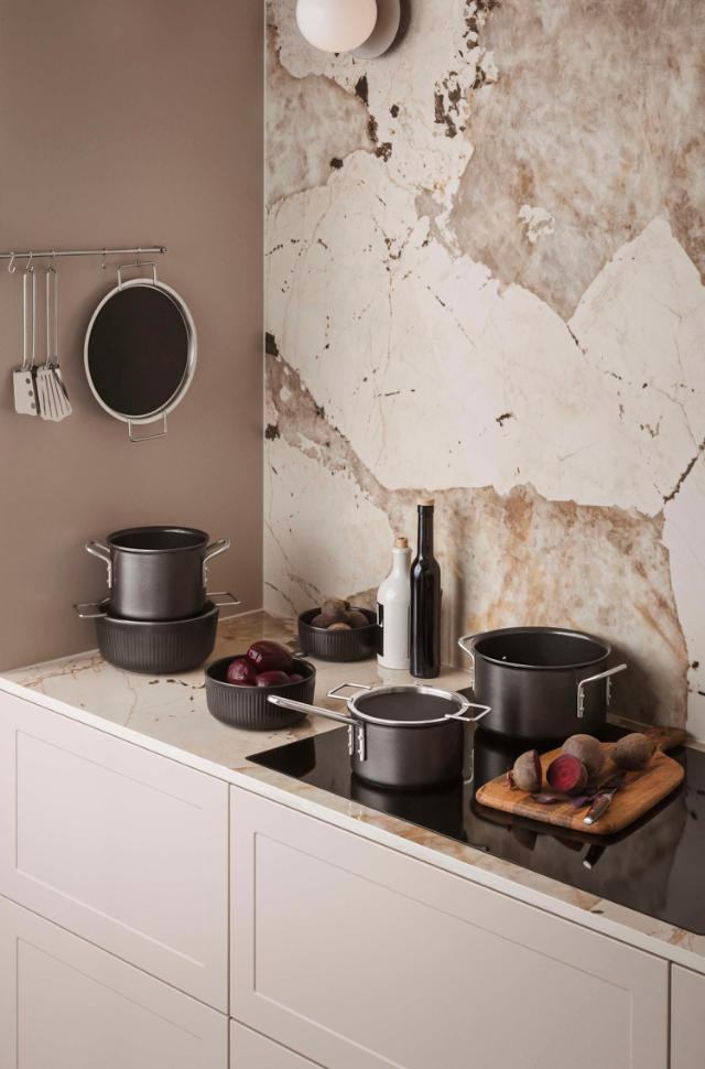 Lifestyle_Photo_2 Black Line kastrull - 1,8 l - keramisk Slip-Let® beläggning