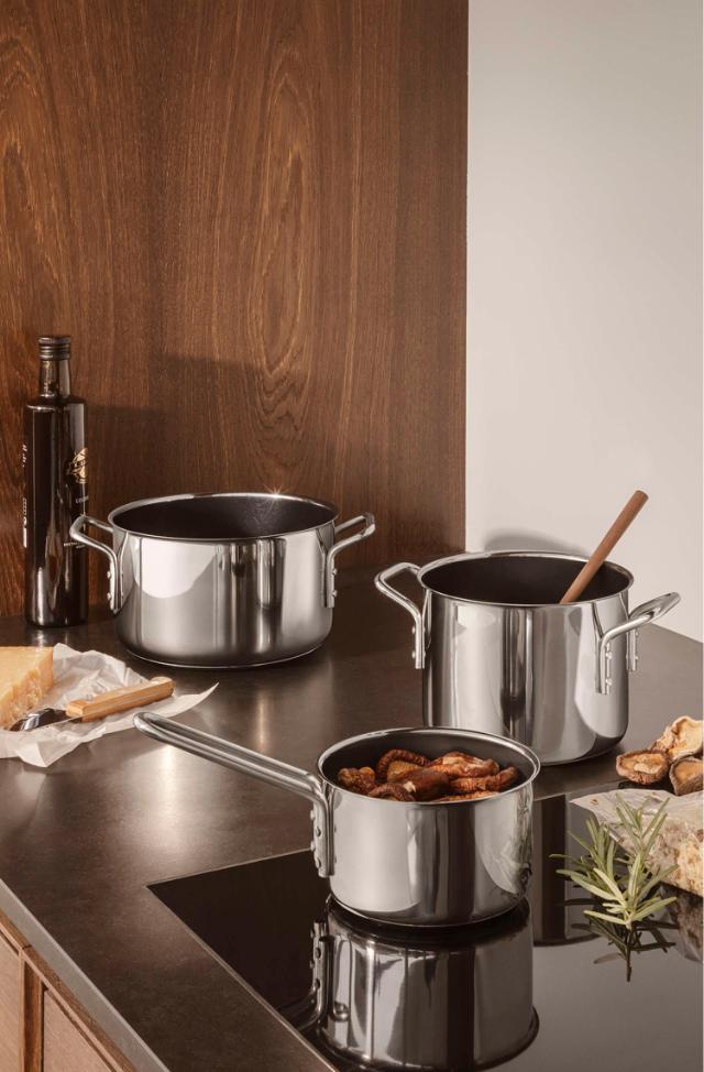 Lifestyle_Photo_2 Stainless Steel Topf 2,2 l 16 cmkeramischer Slip-Let®-Antihaftbeschichtung